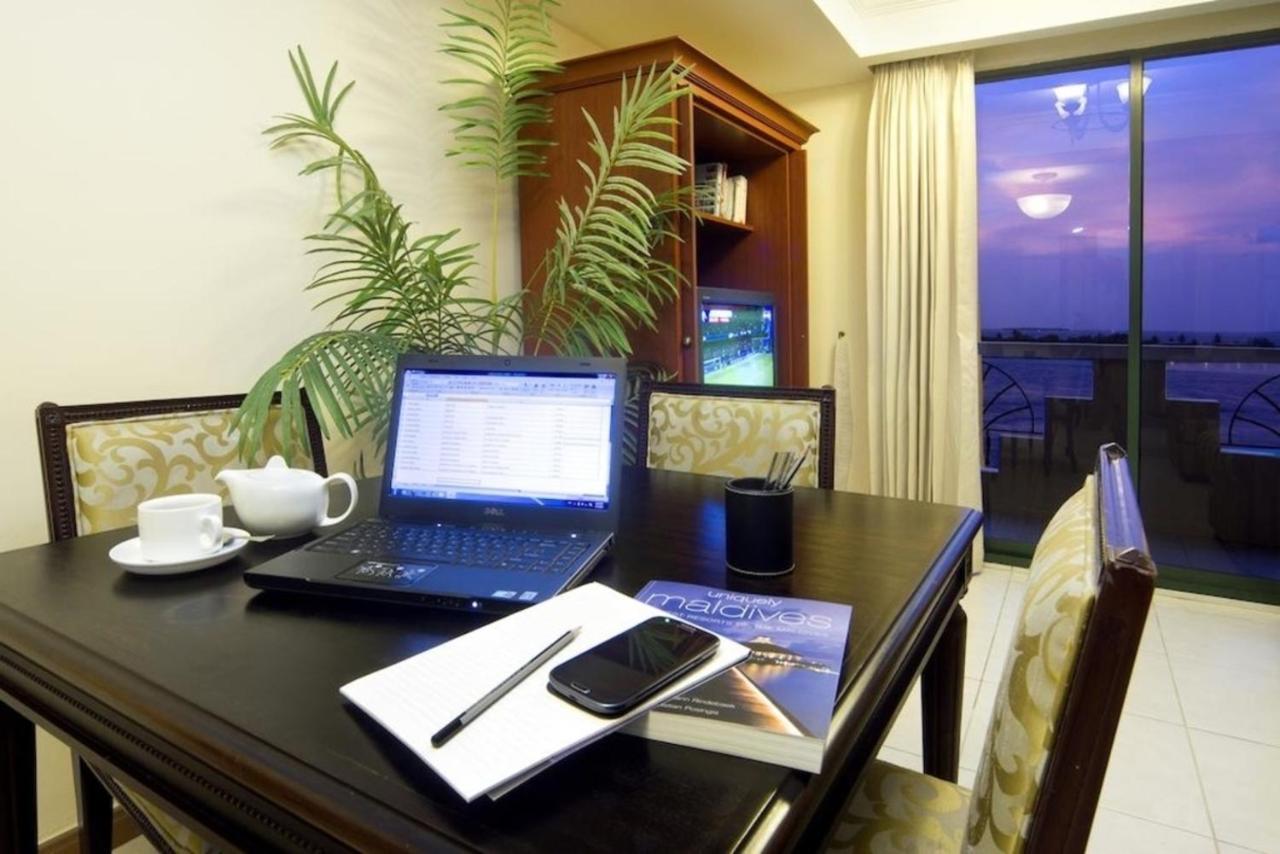 Mookai Hotel Malé Eksteriør billede